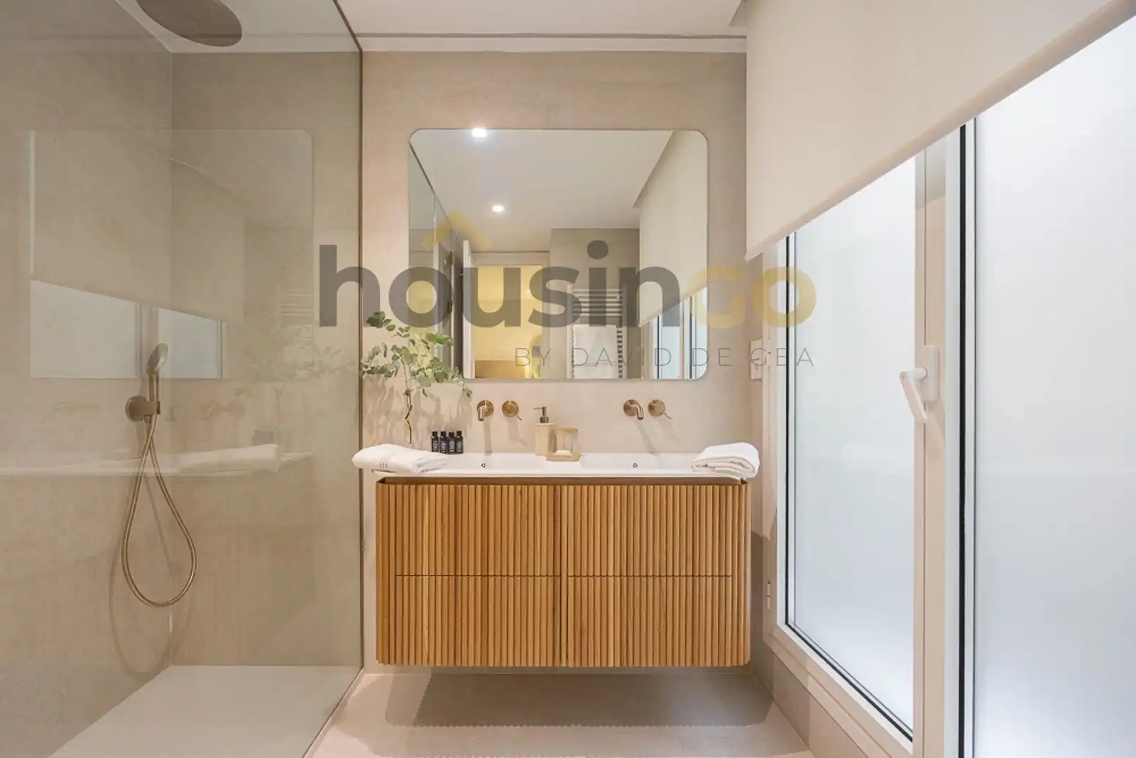 Baño de Piso en venta en Madrid con Aire acondicionado, Calefacción y Terraza