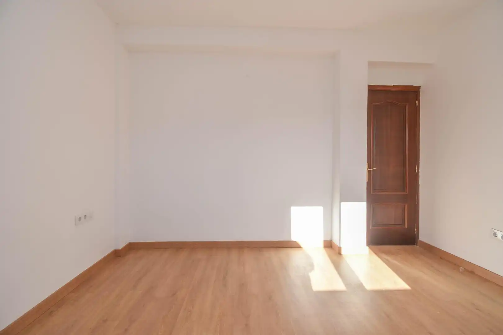 Bedroom of Flat for rent in Cambre , A Coruña