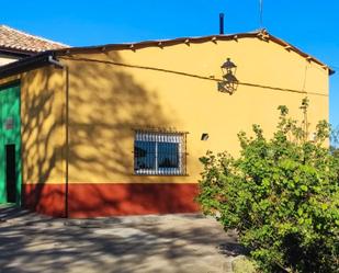 Vista exterior de Finca rústica en venda en San Cebrián de Campos amb Calefacció, Traster i Moblat