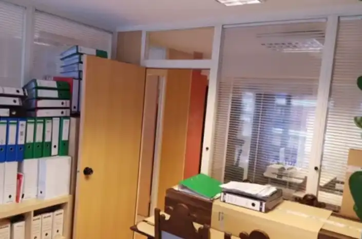 Büro zum Verkauf in Bilbao  mit Heizung