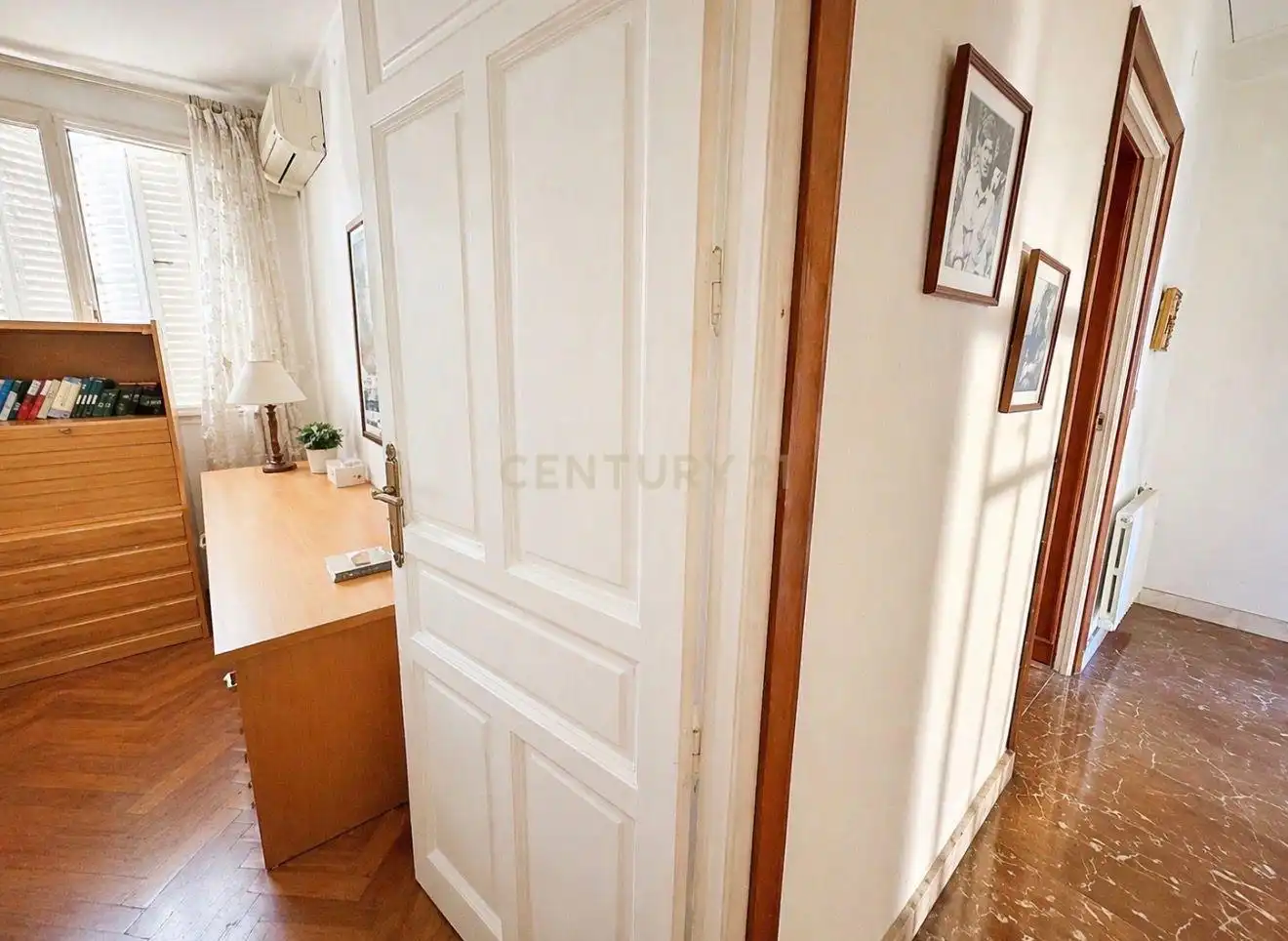 Houses for sale in Madrid  with Air Conditioner, Private garden and Storage room