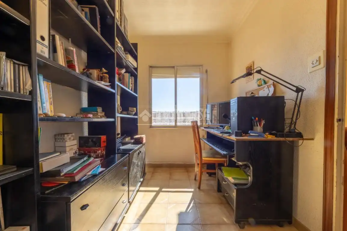 Schlafzimmer von Wohnung zum Verkauf in Tarragona mit Balkon