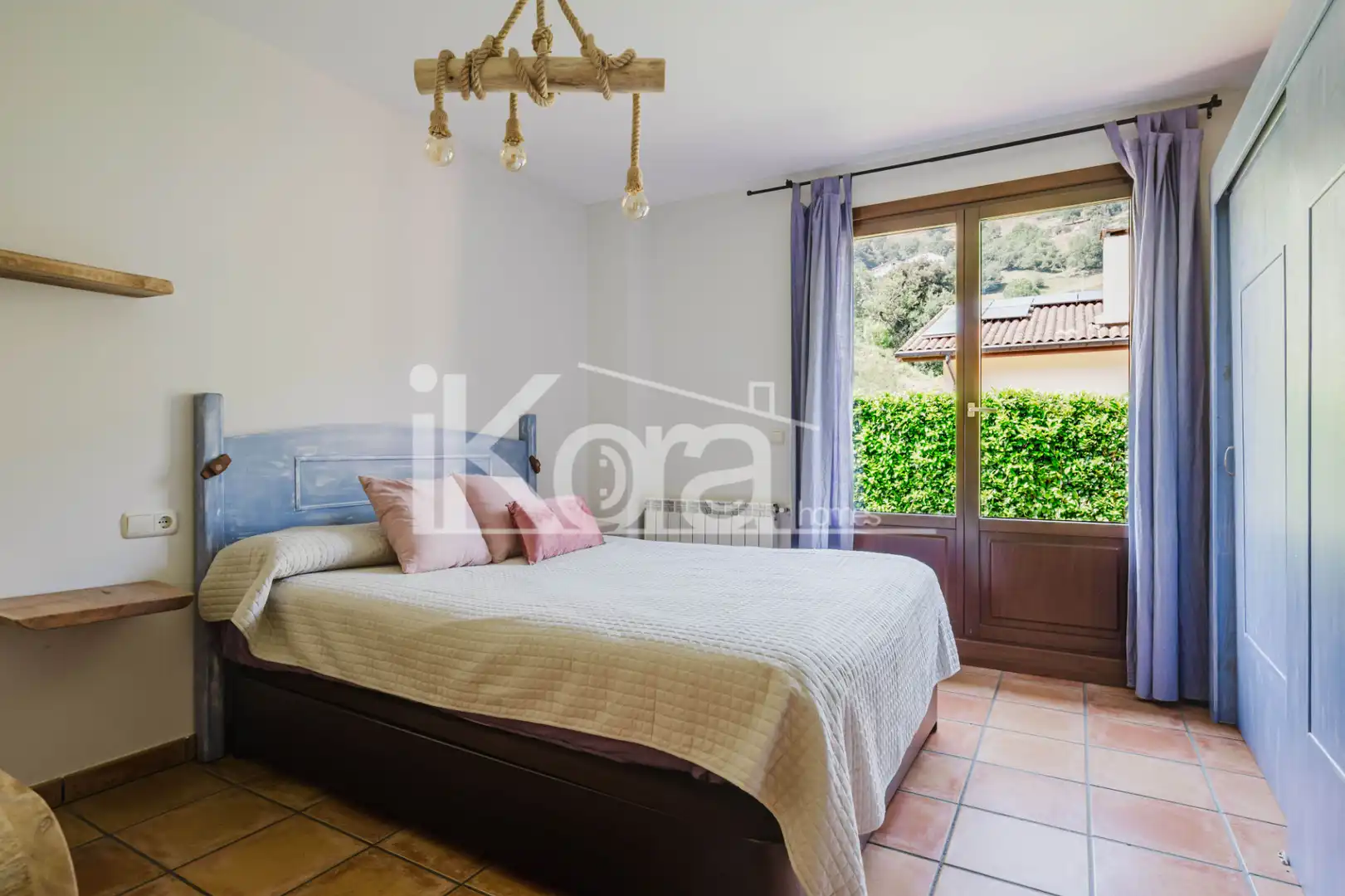 Habitación de Casa adosada en venta en Bergara con Calefacción, Jardín privado y Parquet