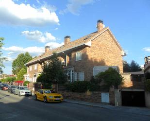 Exterior view of Single-family semi-detached for sale in Villaviciosa de Odón