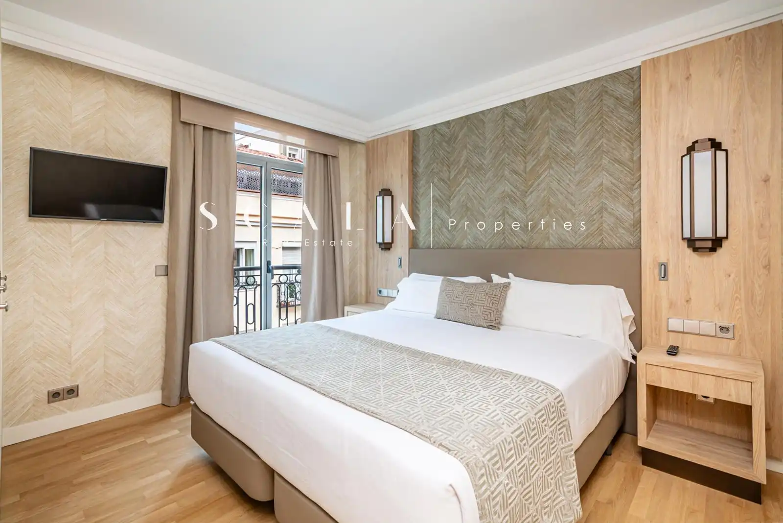Schlafzimmer von Maisonette zur Miete in Madrid mit Klimaanlage, Heizung und Terrasse
