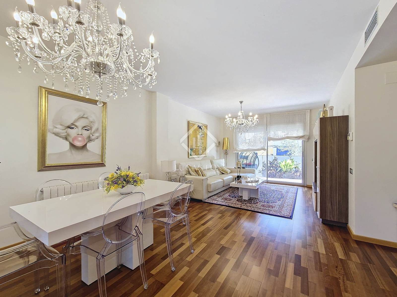 Living room of Flat for sale in Vilanova i la Geltrú  with Air Conditioner, Heating and Terrace