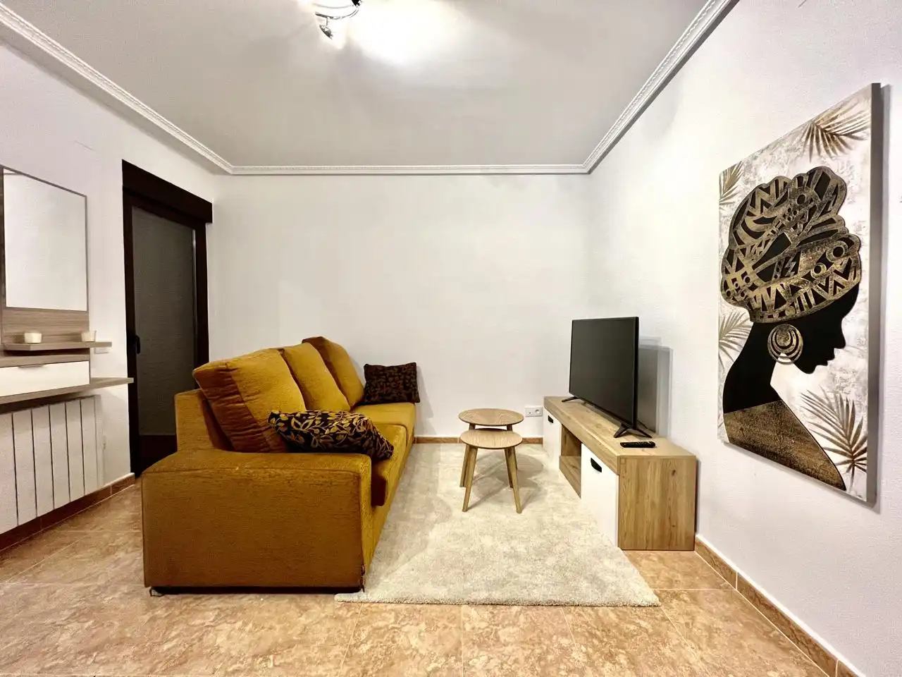 Living room of Ground floor for rent in Ávila  with Heating, Private garden and Terrace
