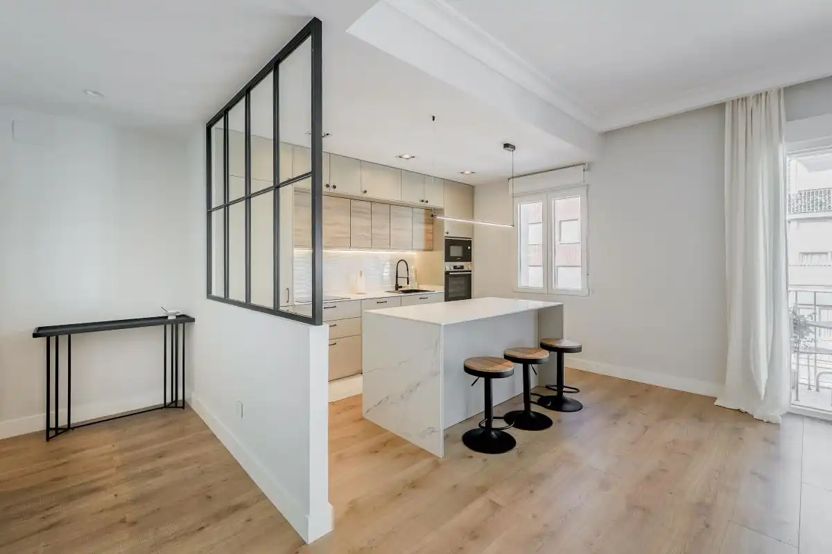 Kitchen of Flat for rent in Madrid  with Air Conditioner, Heating and Terrace