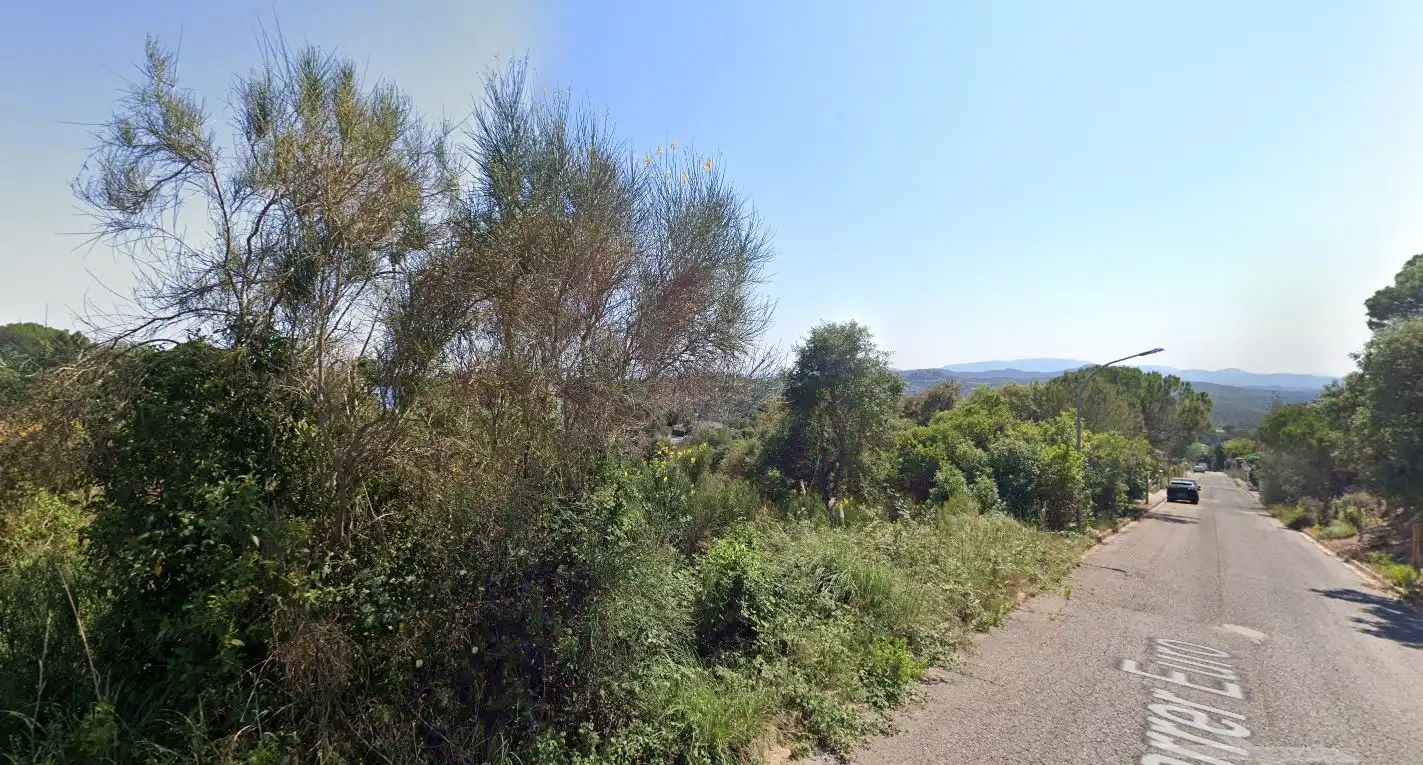 Terreno residencial en venta en Carrer Euro 46, imagen 2