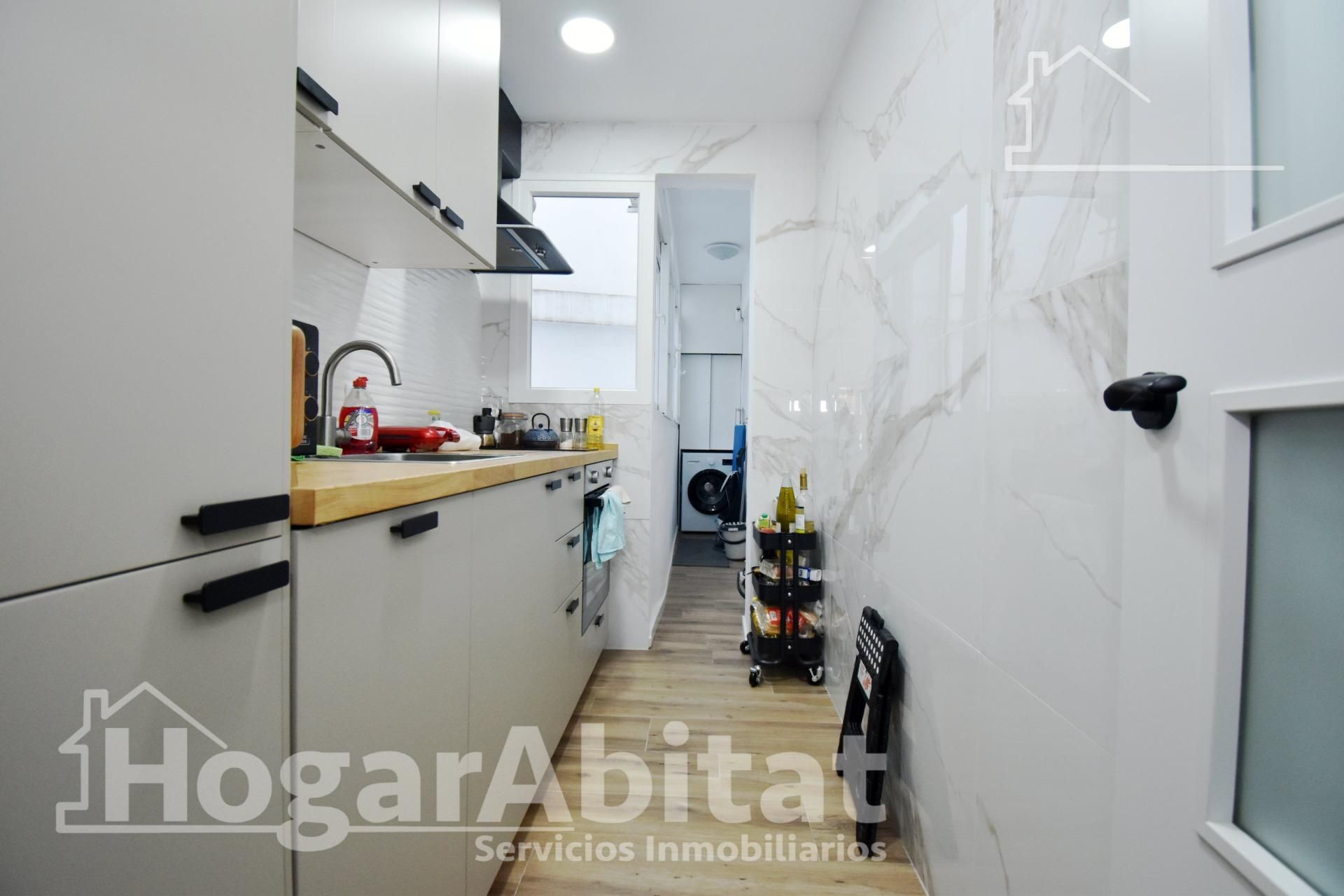 Piso en venta en Plaza Escuelas Pías, Hospital - Plaza del Real, Centro