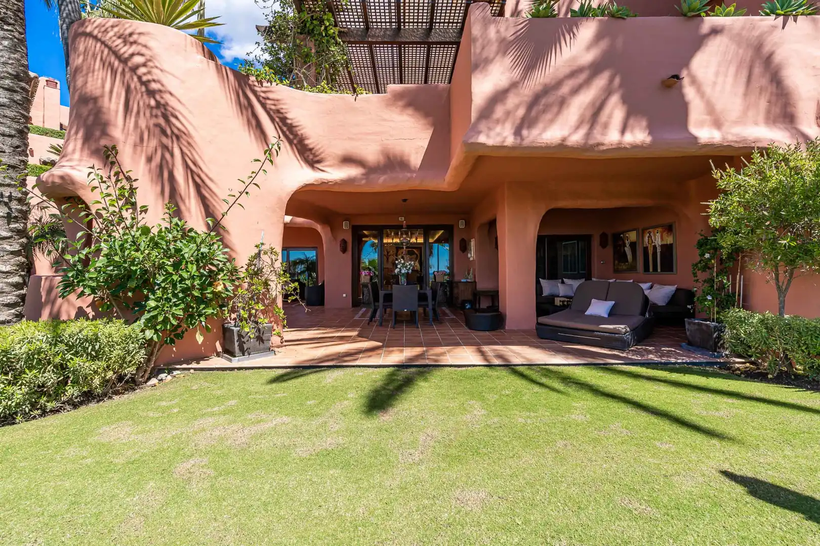 Garten von Maisonette zum Verkauf in Estepona mit Klimaanlage, Terrasse und Schwimmbad