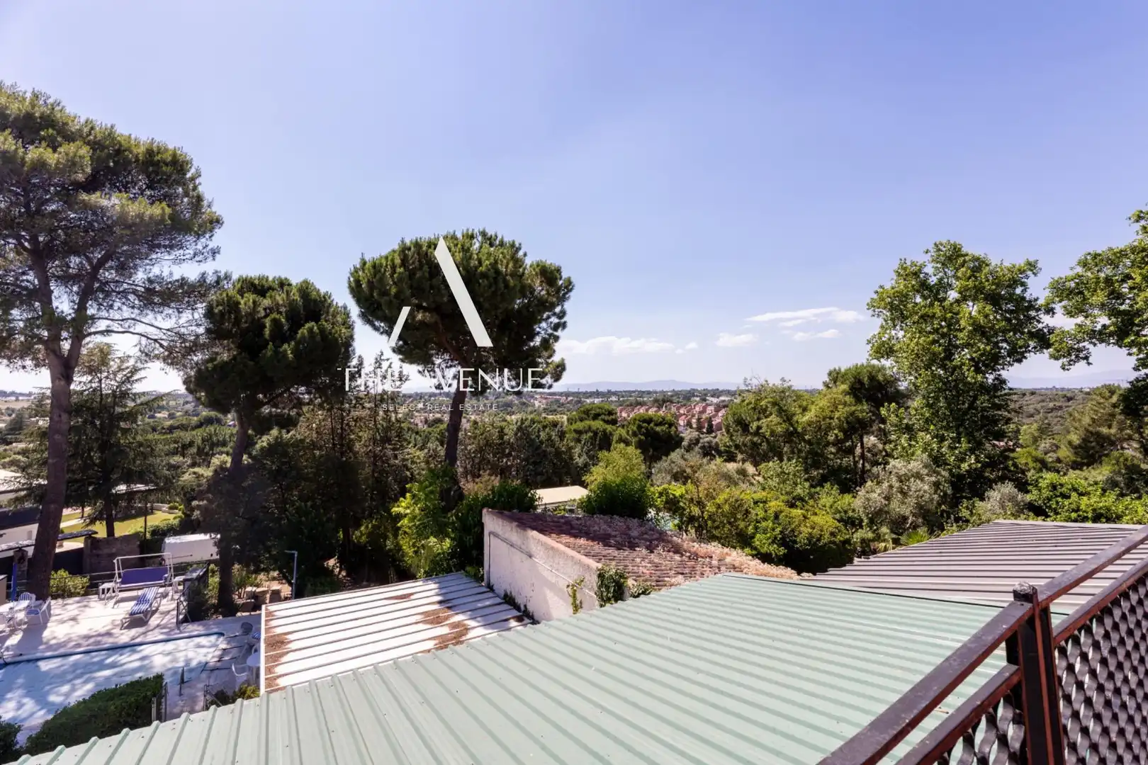 Terrassa de Casa o xalet en venda en Boadilla del Monte amb Calefacció, Jardí privat i Terrassa
