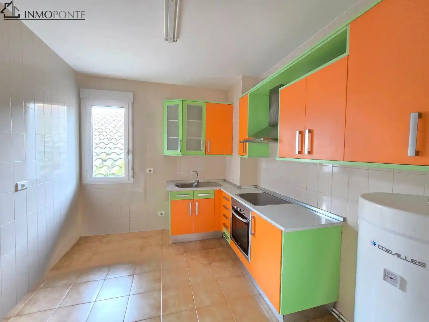 Kitchen of Flat for rent in Pontevedra Capital 