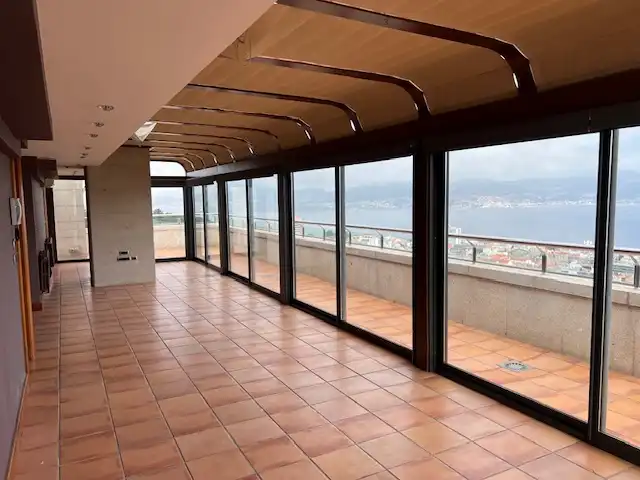 Terraza de Piso de alquiler en Vigo  con Aire acondicionado, Calefacción y Parquet