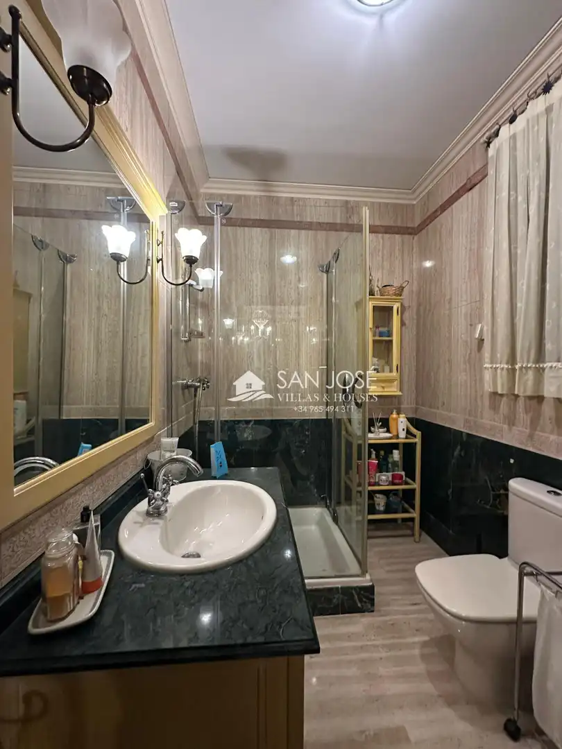Baño de Casa o chalet en venta en Novelda con Aire acondicionado, Calefacción y Jardín privado