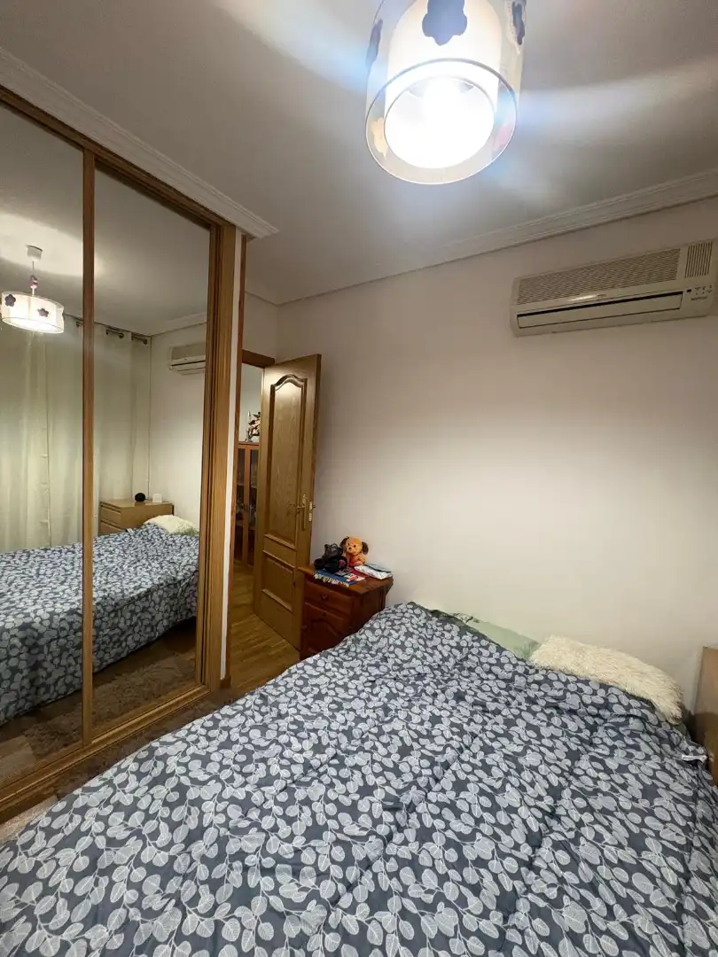 Habitación de Piso en venta en Madrid