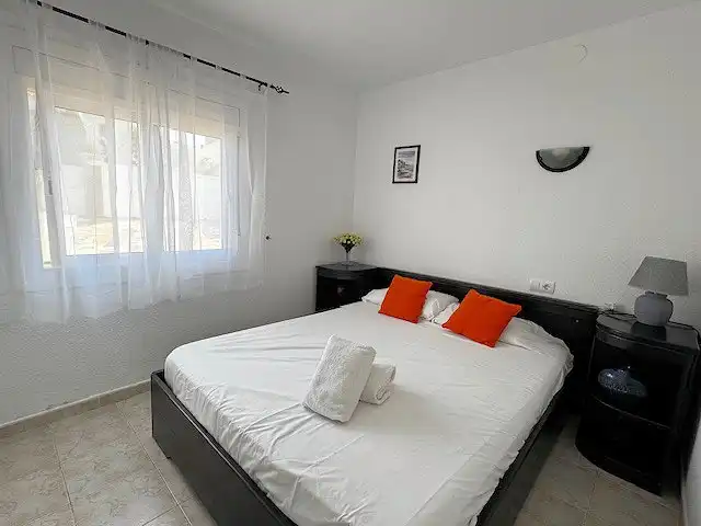 Habitación de Casa o chalet en venta en L'Escala con Aire acondicionado, Calefacción y Jardín privado