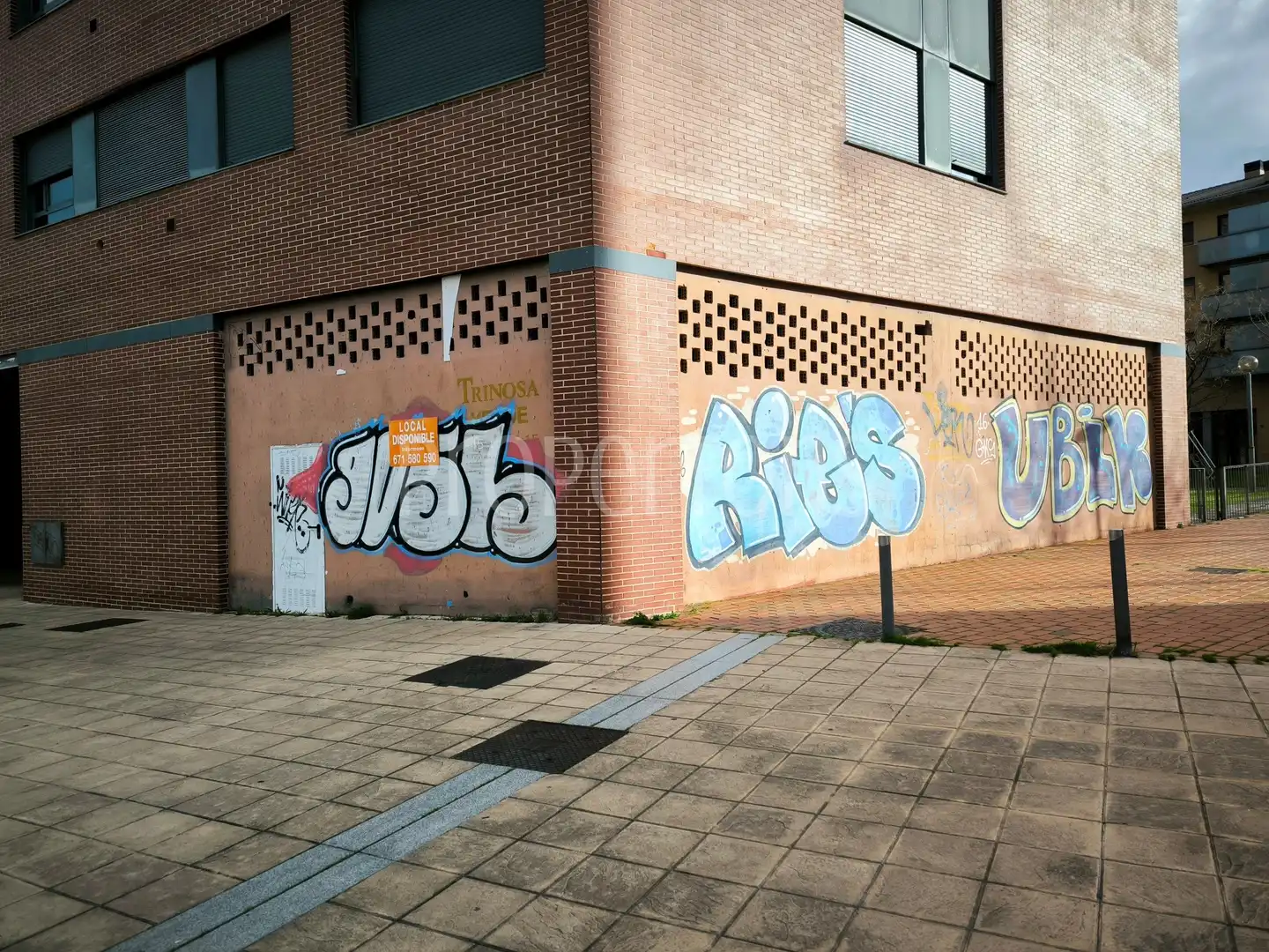 Vista exterior de Local de alquiler en Vitoria - Gasteiz