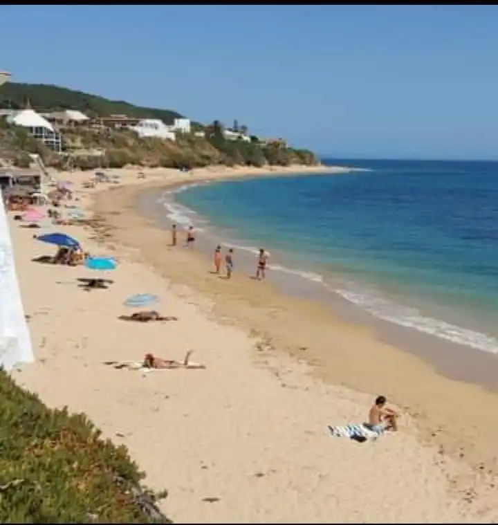 Vista exterior de Dúplex en venda en Cádiz amb Jardí privat i Moblat