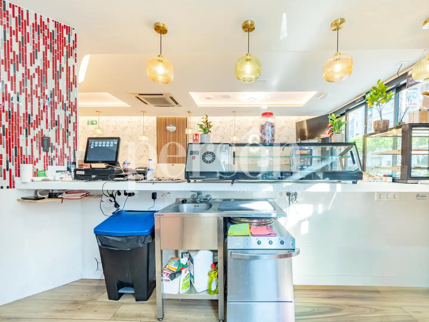 Business premises for transfer in L'Eixample, imagen 19