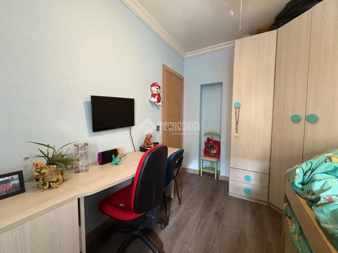 Habitación de Piso en venta en Jaén con Aire acondicionado