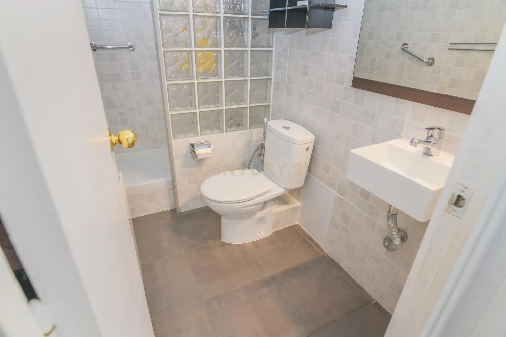 Baño de Apartamento en venta en Sant Feliu de Llobregat