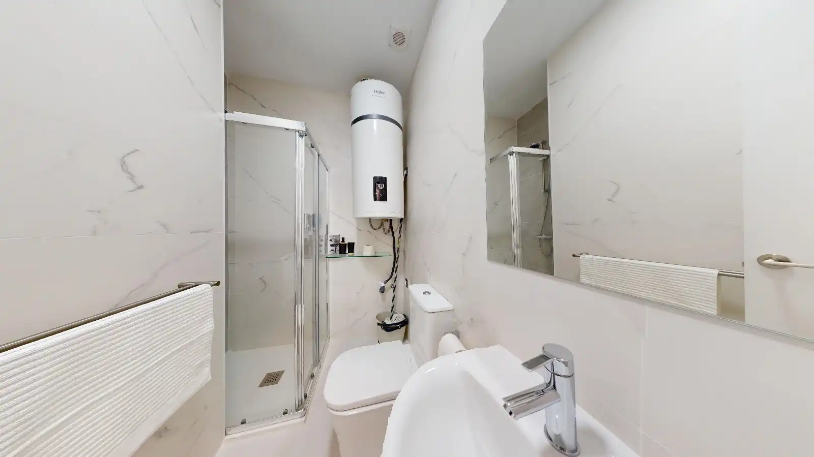 Baño de Apartamento en venta en Algarrobo con Aire acondicionado