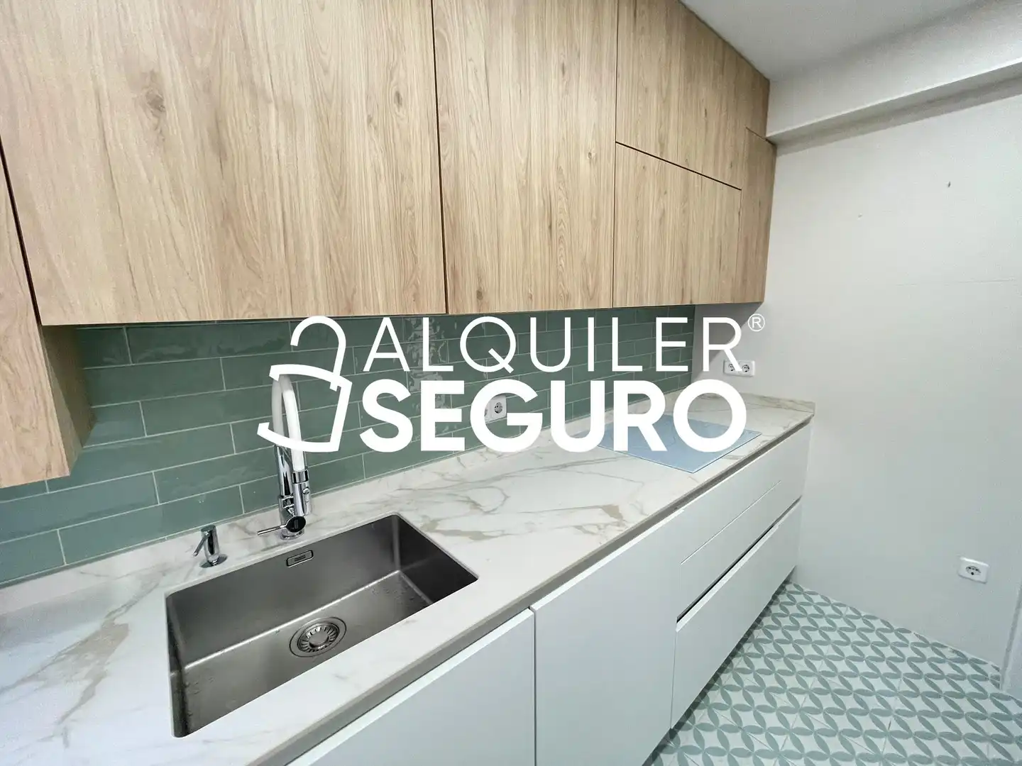 Piso de alquiler en de Blas Cabrera, Las Águilas