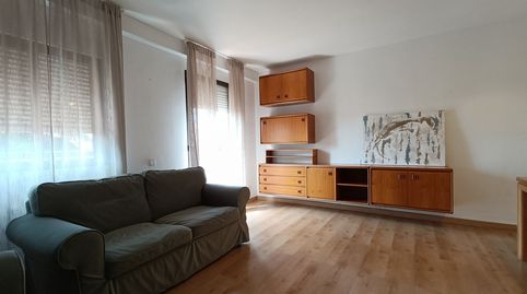 Foto 2 de Piso de alquiler en Duque del Sevillano, Casco histórico de Vicálvaro, Madrid Capital