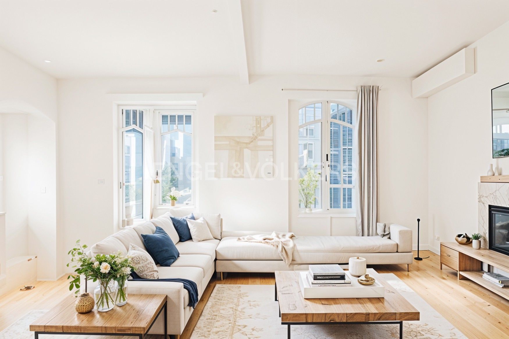 Living room of Apartment for sale in  Barcelona Capital  with Air Conditioner, Heating and Balcony