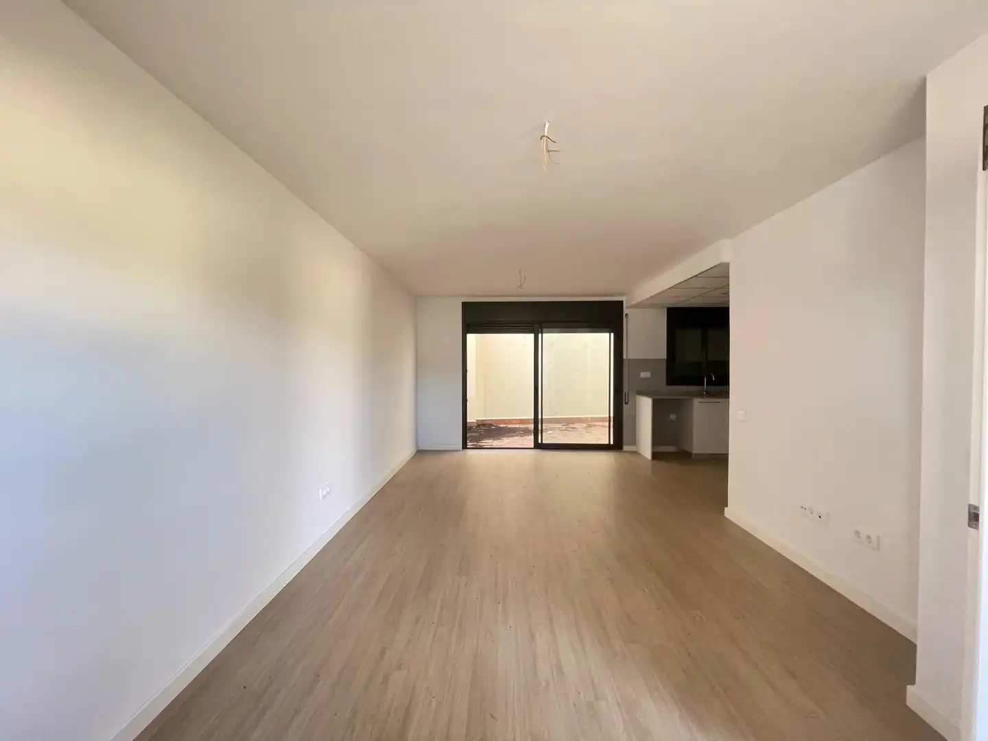 Sala de estar de Casa adosada en venta en La Pobla de Montornès  