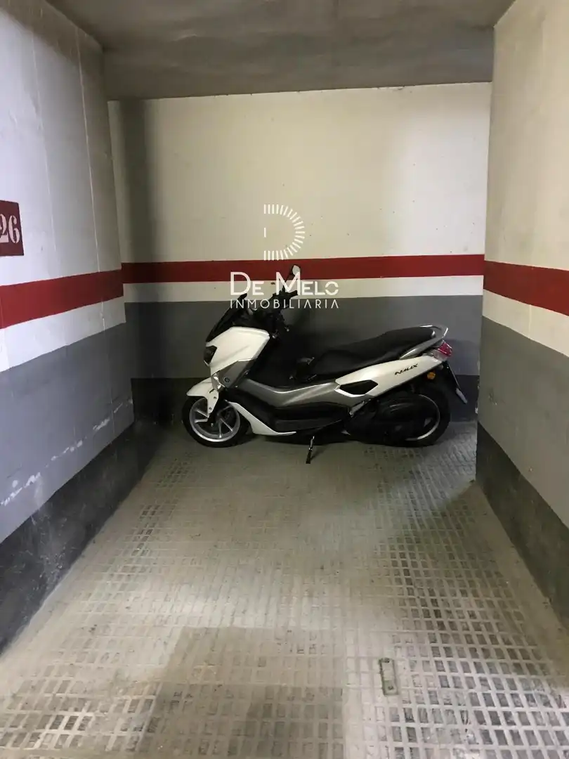 Garage zur Miete in Arístides Maillol, 1, La Maternitat i Sant Ramon