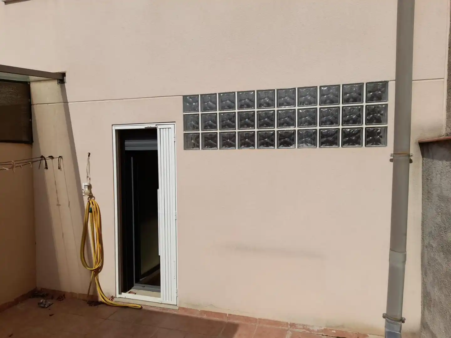 Vista exterior de Pis en venda en Tortosa amb Calefacció, Traster i Moblat