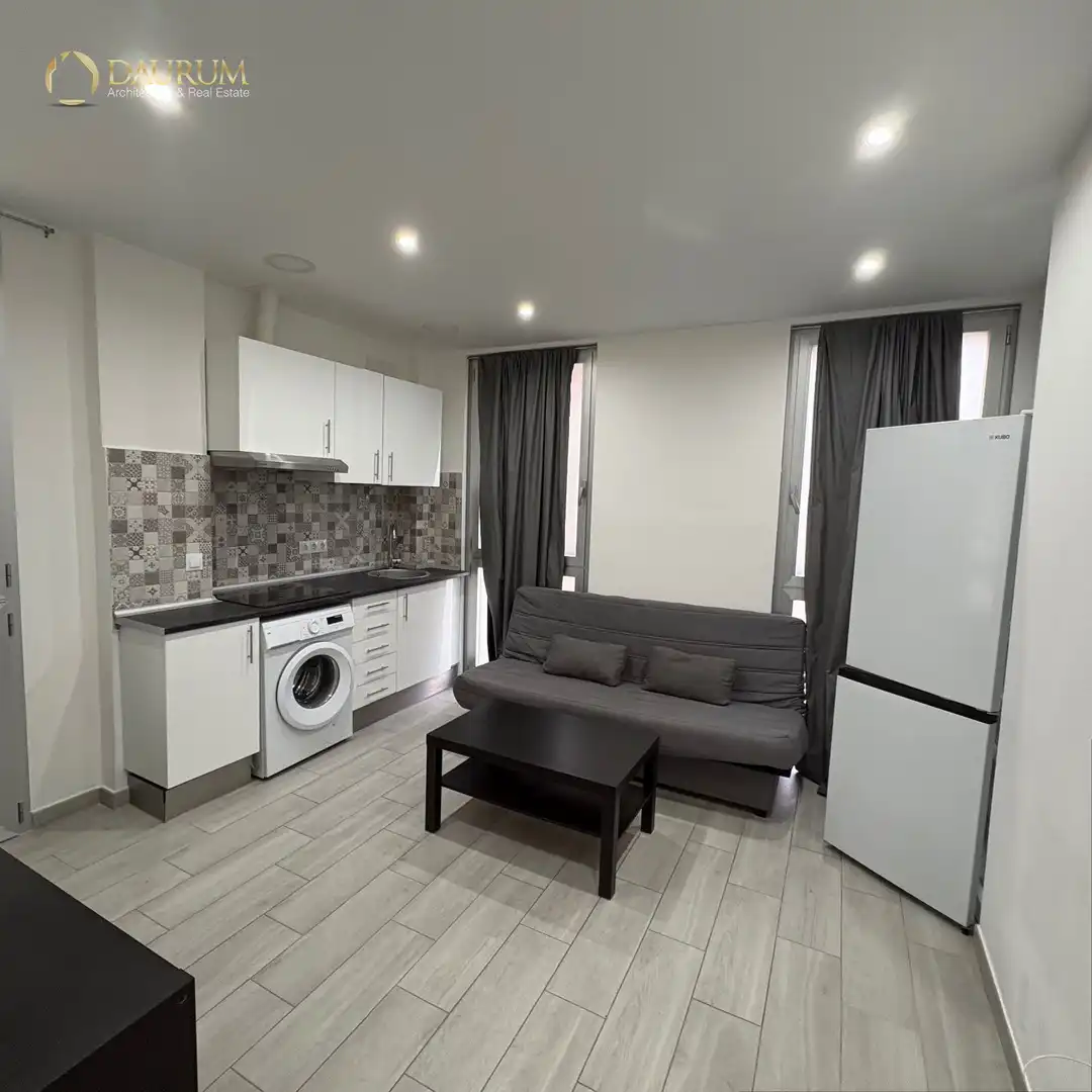Sala de estar de Piso en venta en Coslada con Calefacción y Amueblado