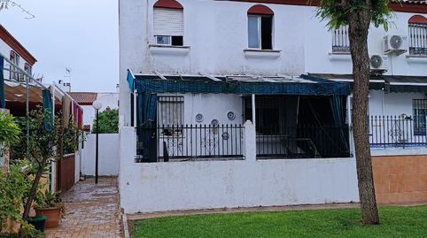 Foto 5 von Einfamilien-Reihenhaus zum Verkauf in Cavaleri, Mairena del Aljarafe