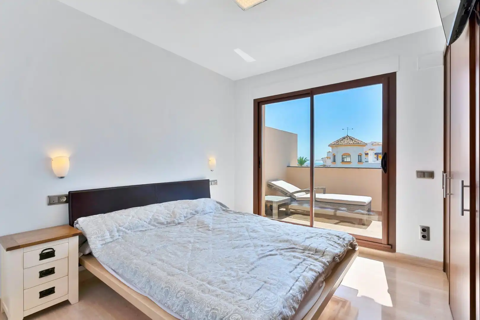 Penthouse with pool for sale in Nueva Andalucía, imagen 15