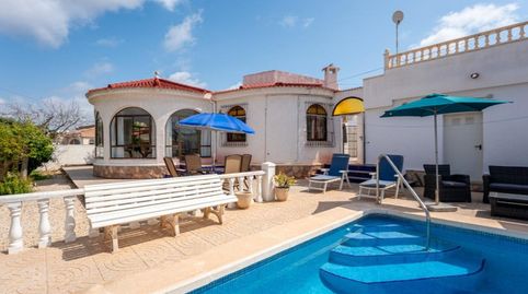 Foto 2 de Casa o xalet en venda a Calle Sibelius, Zona Carrefour - Urbanizaciones, Torrevieja