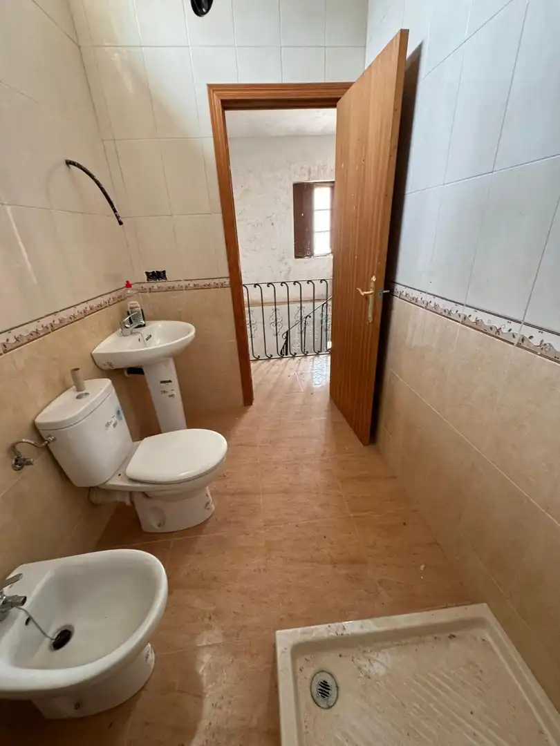 Bathroom of Houses for sale in Villa del Río  with Private garden, Terrace and Storage room