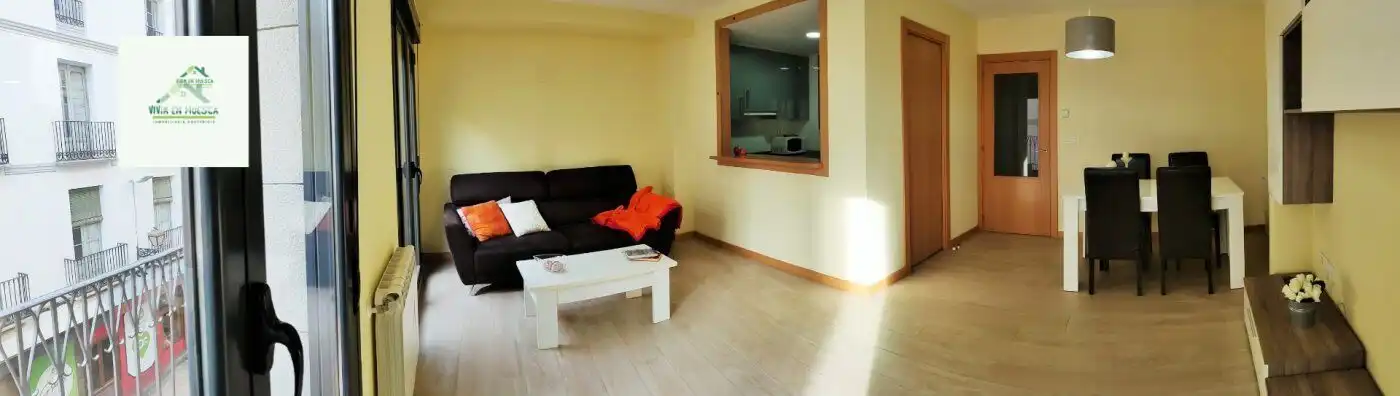 Sala de estar de Piso de alquiler en Huesca con Calefacción, Terraza y Amueblado