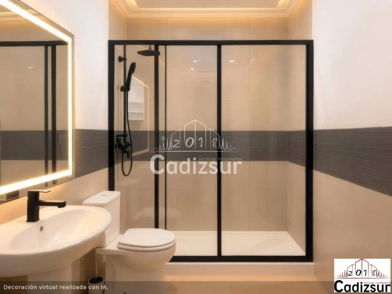 Bathroom of Flat for sale in  Cádiz Capital