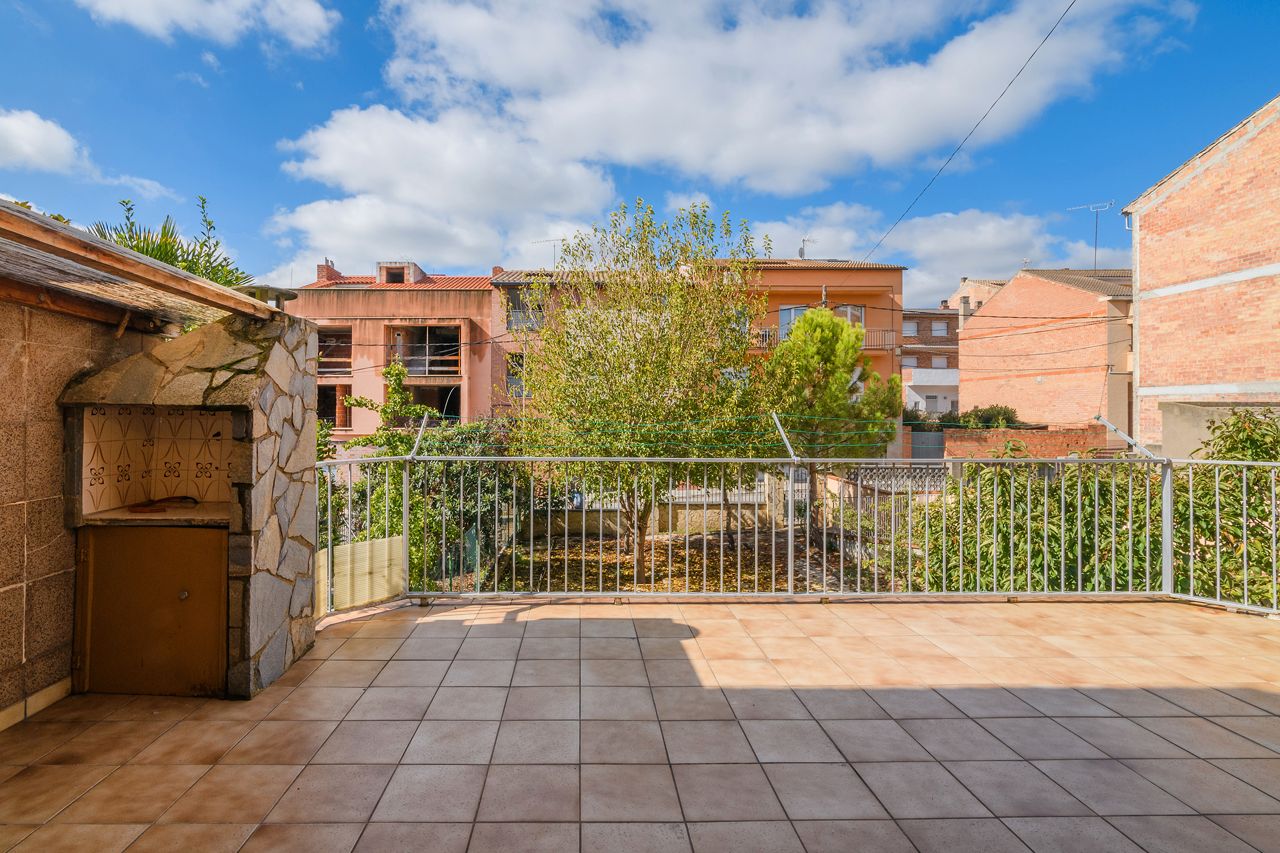 Jardí de Casa adosada en venda en Avinyó amb Aire condicionat, Calefacció i Terrassa