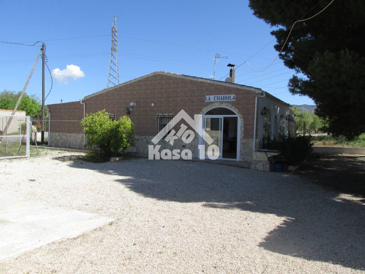 Vista exterior de Finca rústica en venda en Castalla amb Jardí privat, Terrassa i Piscina