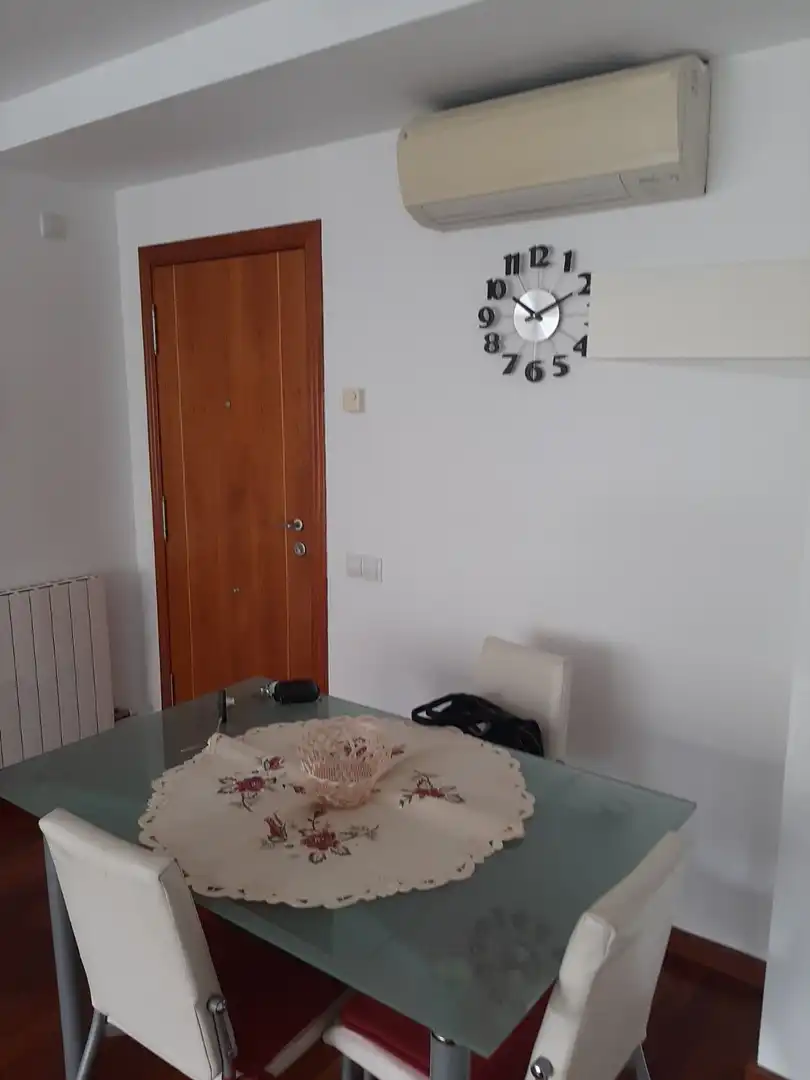 Apartamento de alquiler en Avinguda de Catalunya, Instituts - Universitat