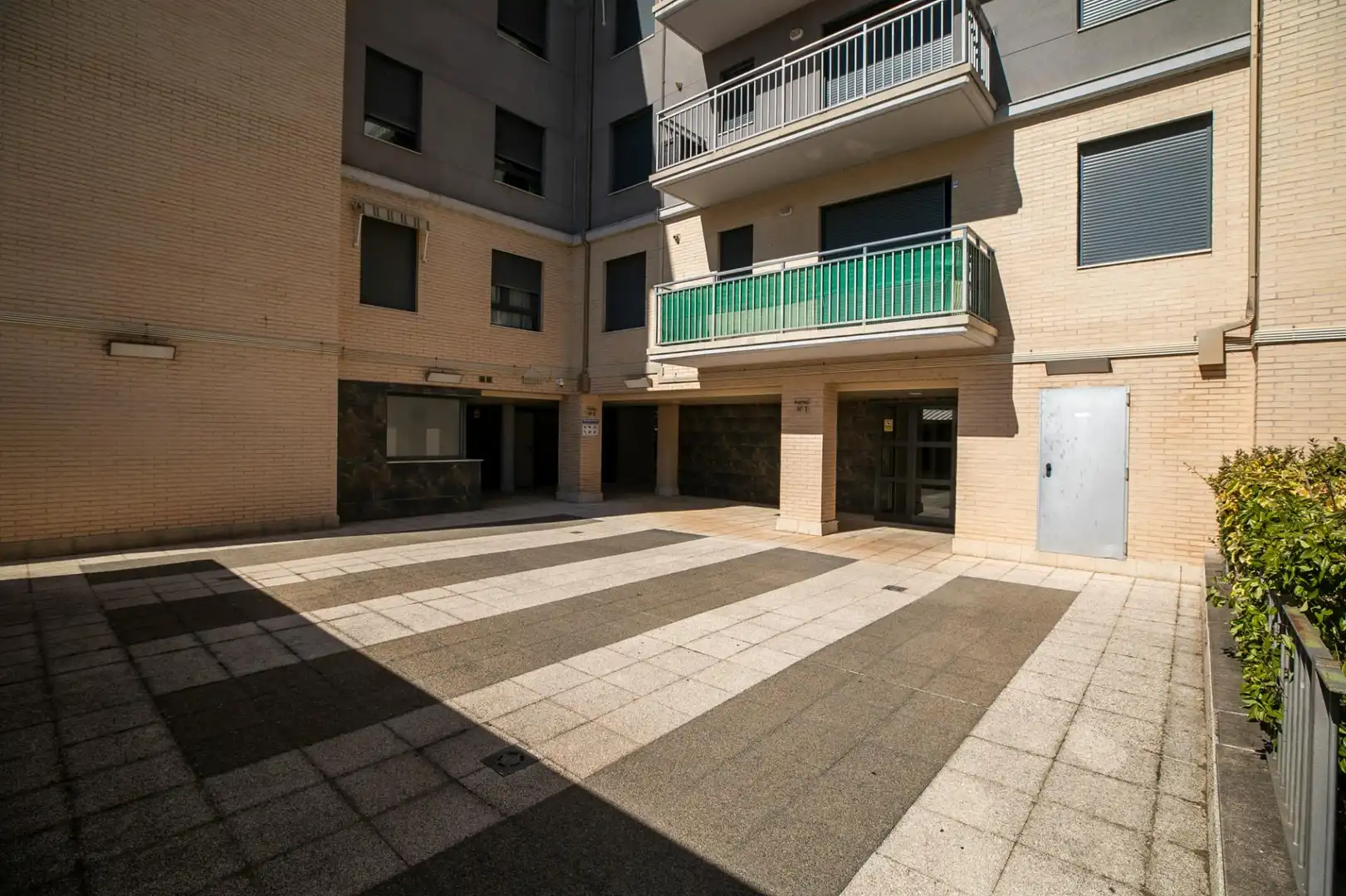 Exterior view of Flat for sale in Sabiñánigo  with Heating, Terrace and Storage room