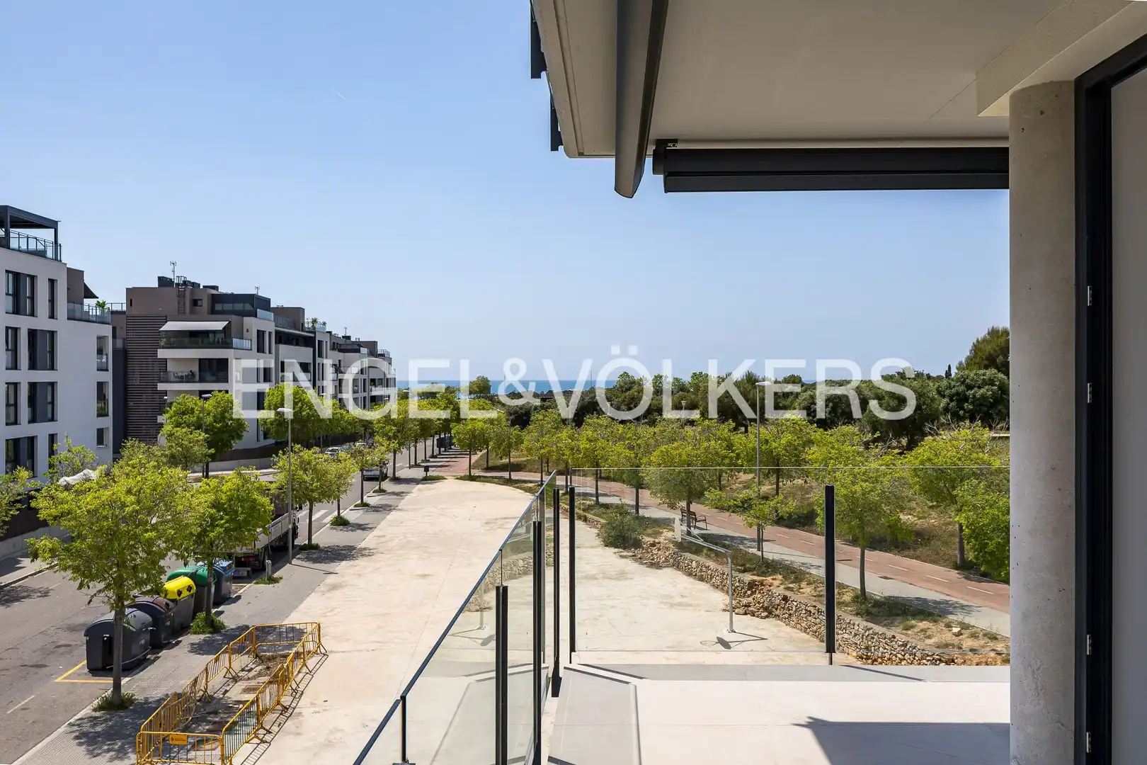 Terrace of Flat for rent in Vilanova i la Geltrú  with Air Conditioner, Heating and Terrace
