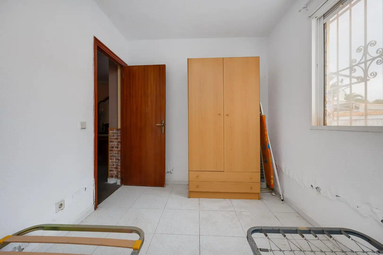 Dormitori de Casa adosada en venda en Orihuela amb Aire condicionat, Jardí privat i Terrassa