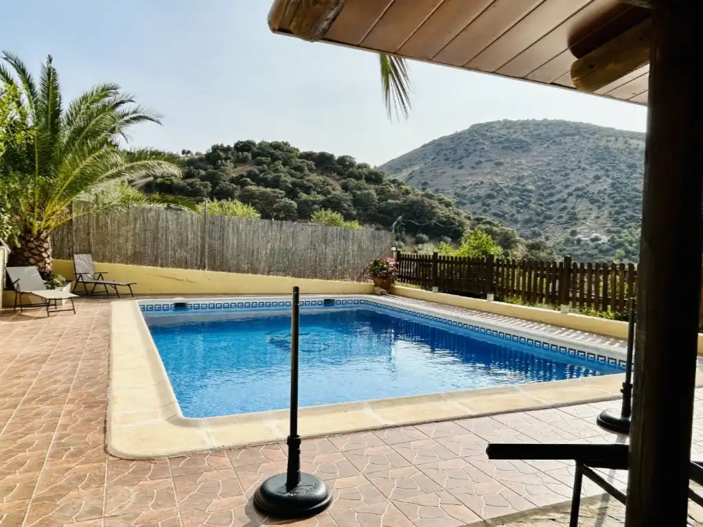 Maison rustique avec piscine à vendre à Iznájar, imagen 2