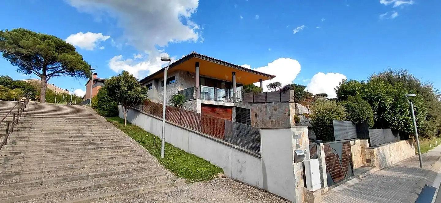 House with pool for sale in Sant Martí de Centelles