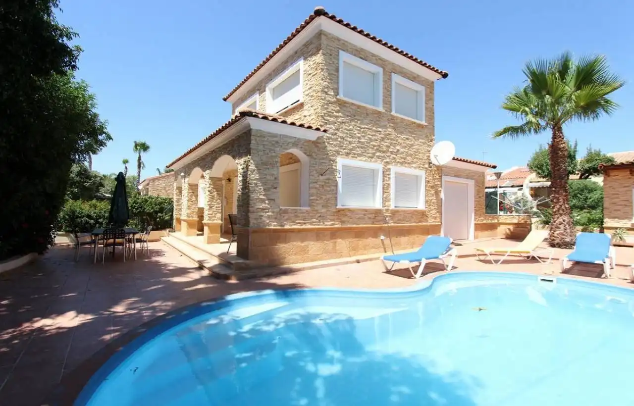 Villa con terrazza in vendita a Marisol Park - Ortembach - Los Almendros, imagen 2
