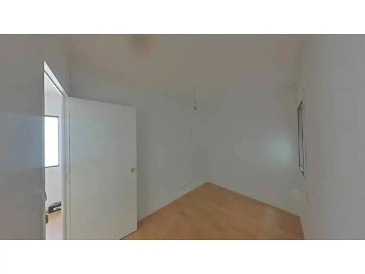 Bedroom of Flat for sale in Barcelona